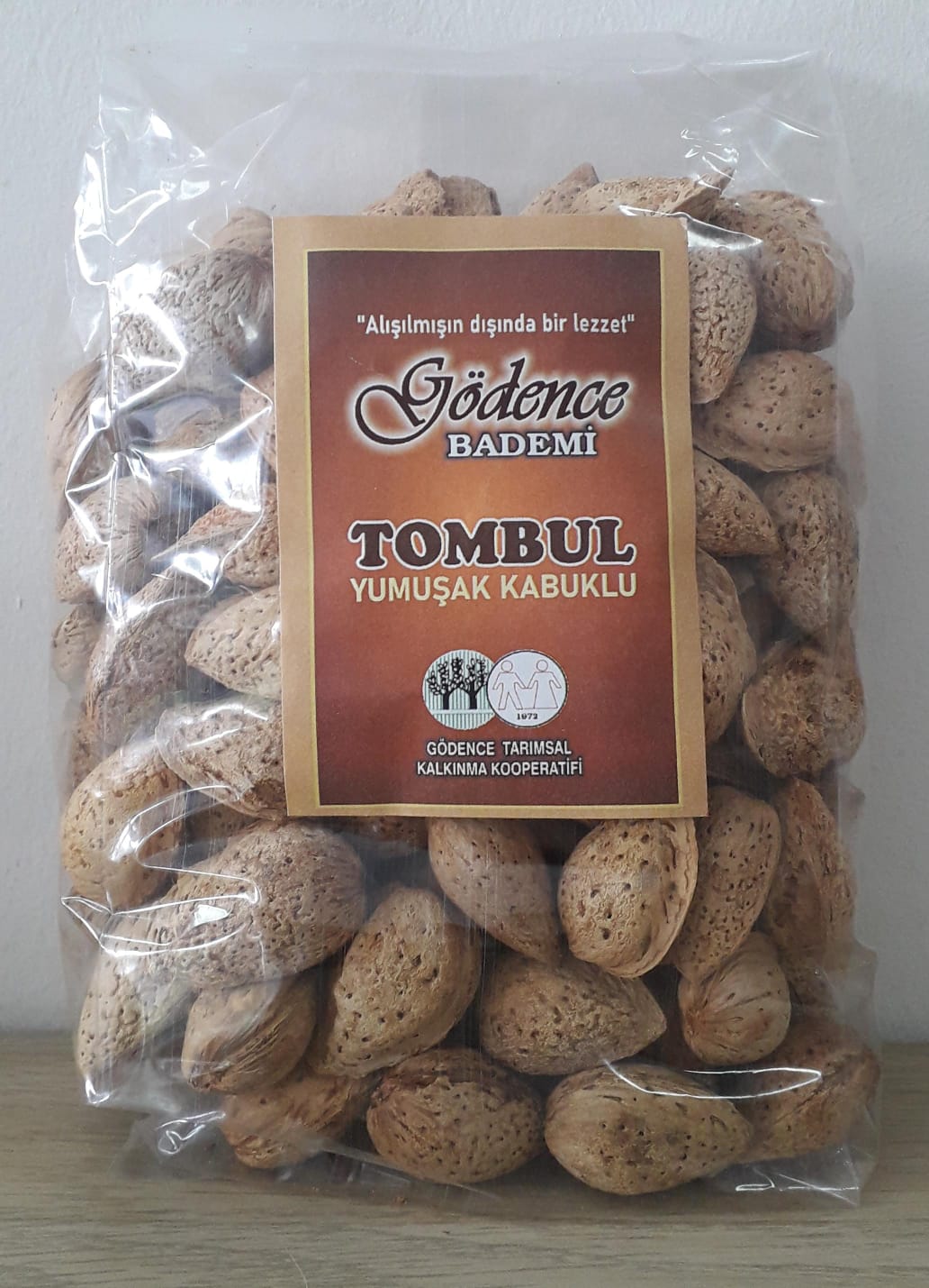 Tombul Yumuşak Kabuklu Badem 350 gr-Gödence Tarımsal Kalkınma Kooperatifi